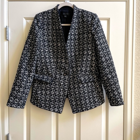 Ann Taylor Jackets & Blazers - Ann Taylor black and white tweed blazer